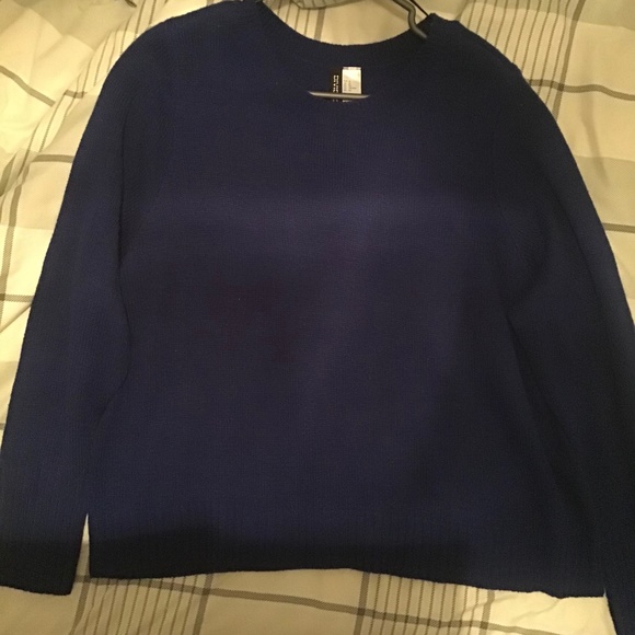 H&M sweater - Picture 1 of 1